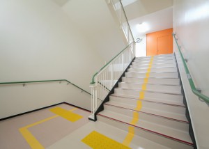 089 ⑩棟増築階段 階段室(1-2F)
